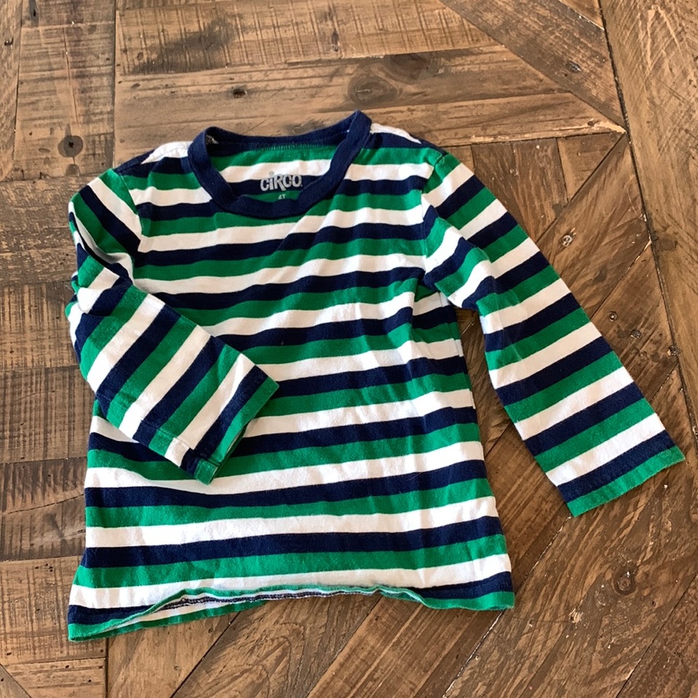 Boys 4T shirt